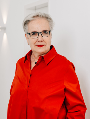 Christine Feuerstein Geschäftsführerin Heuse Interim