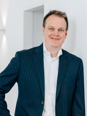 Maximilian Kühl Heuse Interim